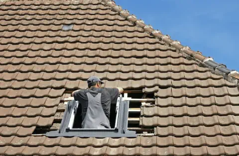 Pose de velux - Saint-Maurice-sur-Fessard